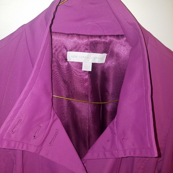 Fuschia trench coat - Picture 3 of 4